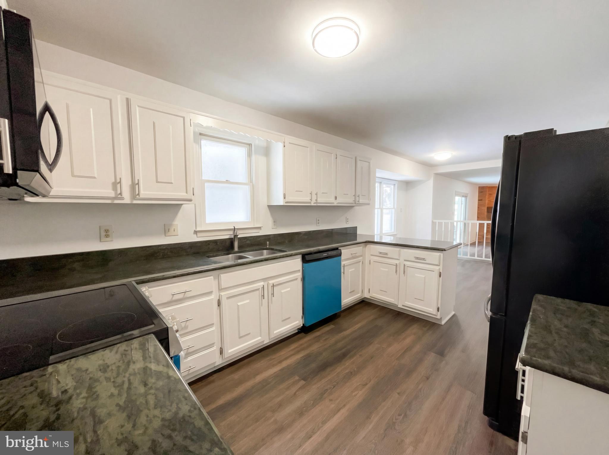 2304 Holly Spring Drive Silver Spring, MD 20905 - Photo 10 of 20