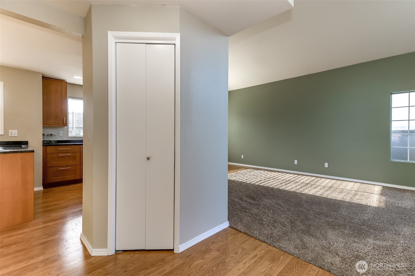 3436 Wetherbee Lane Enumclaw, WA 98022 - Photo 4 of 40