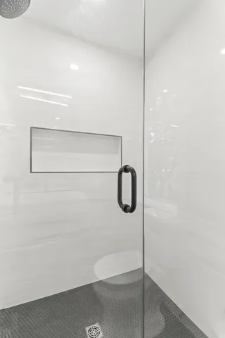 $2,500 | 19 Smith Street, Unit F, Charleston, SC 29401