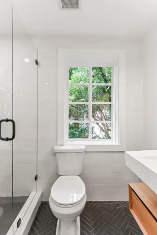 $2,500 | 19 Smith Street, Unit F, Charleston, SC 29401