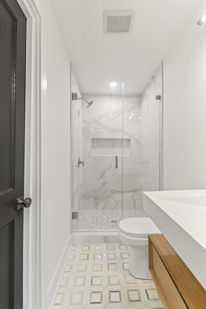 19 Smith Street, Unit F Charleston, SC 29401 - Photo 14 of 20 19 Smith Street, D, Charleston 29401-13