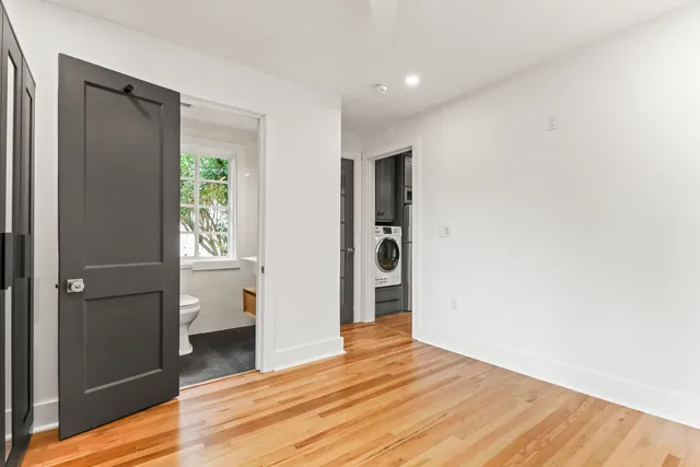 $2,500 | 19 Smith Street, Unit F, Charleston, SC 29401