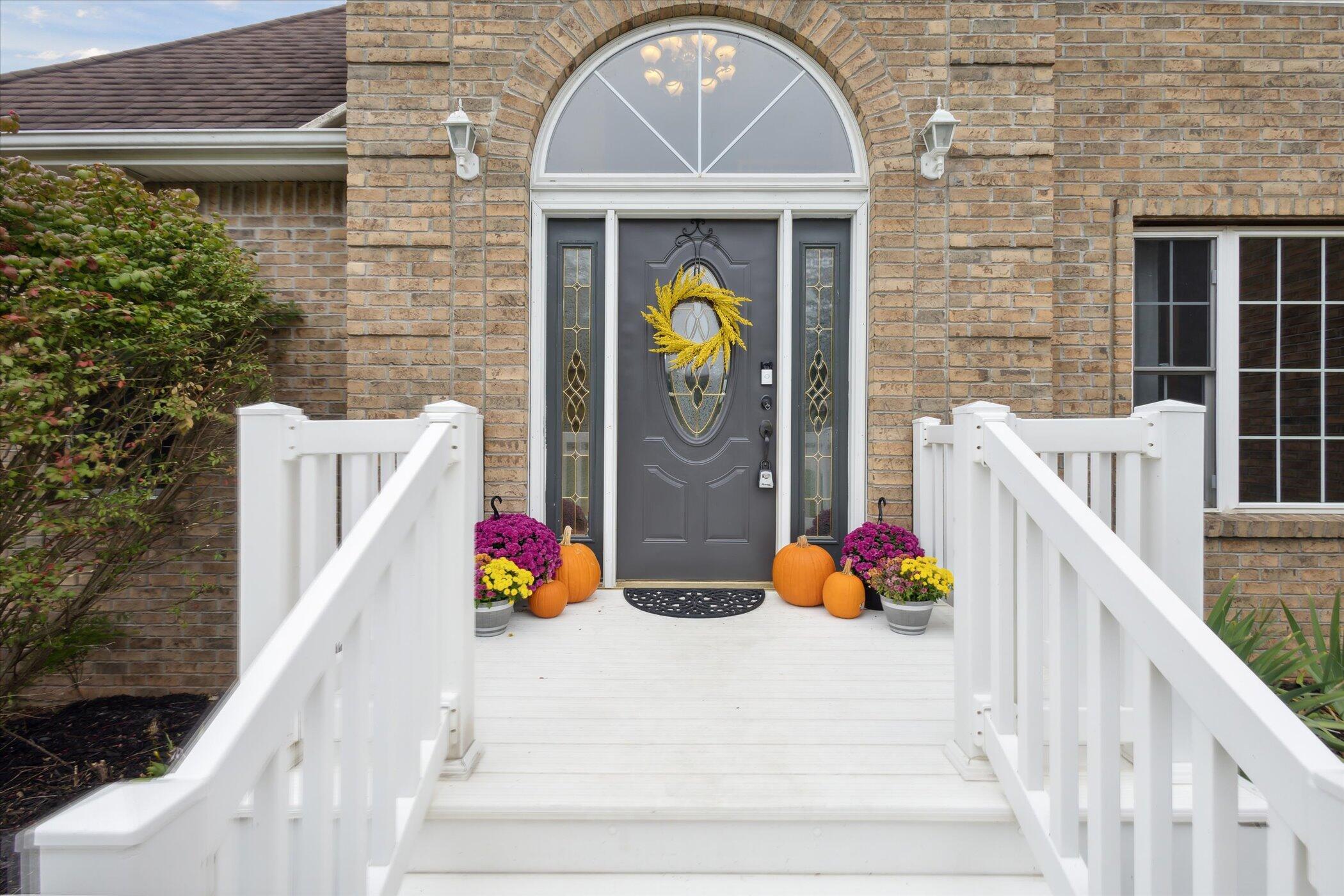 714 O'Brien Road Jackson, MI 49201 - Photo 4 of 63 05-714-O'Brien-Rd-Jackson-MI-49201-Windo