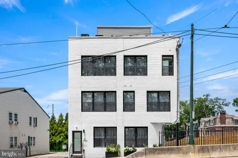 a view of a white building