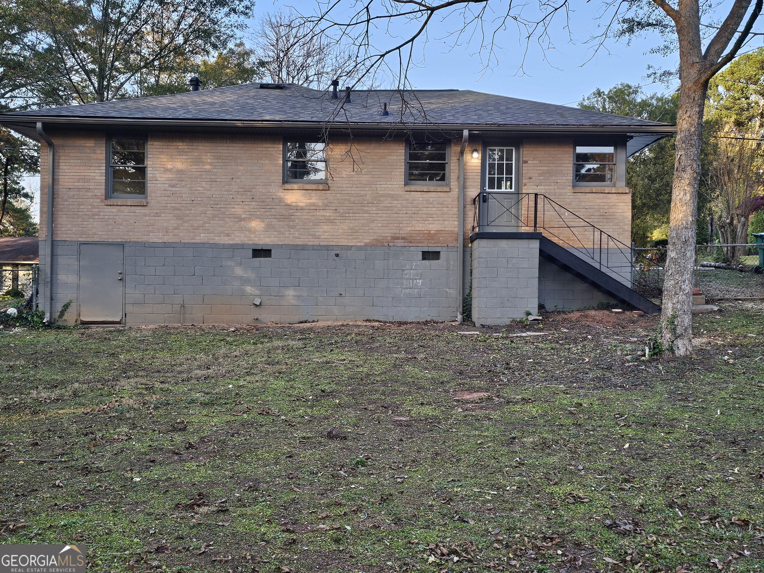 655 Shellnut Drive Forest Park, GA 30297 - Photo 31 of 31 a front view of house with yard