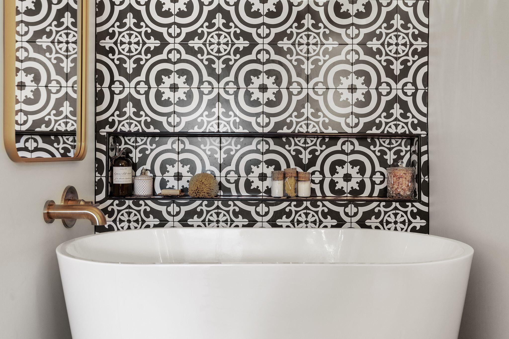 21 George Street, Unit 407 Charleston, SC 29401 - Photo 22 of 34 21georgeunit407-keeneyemarketing-024