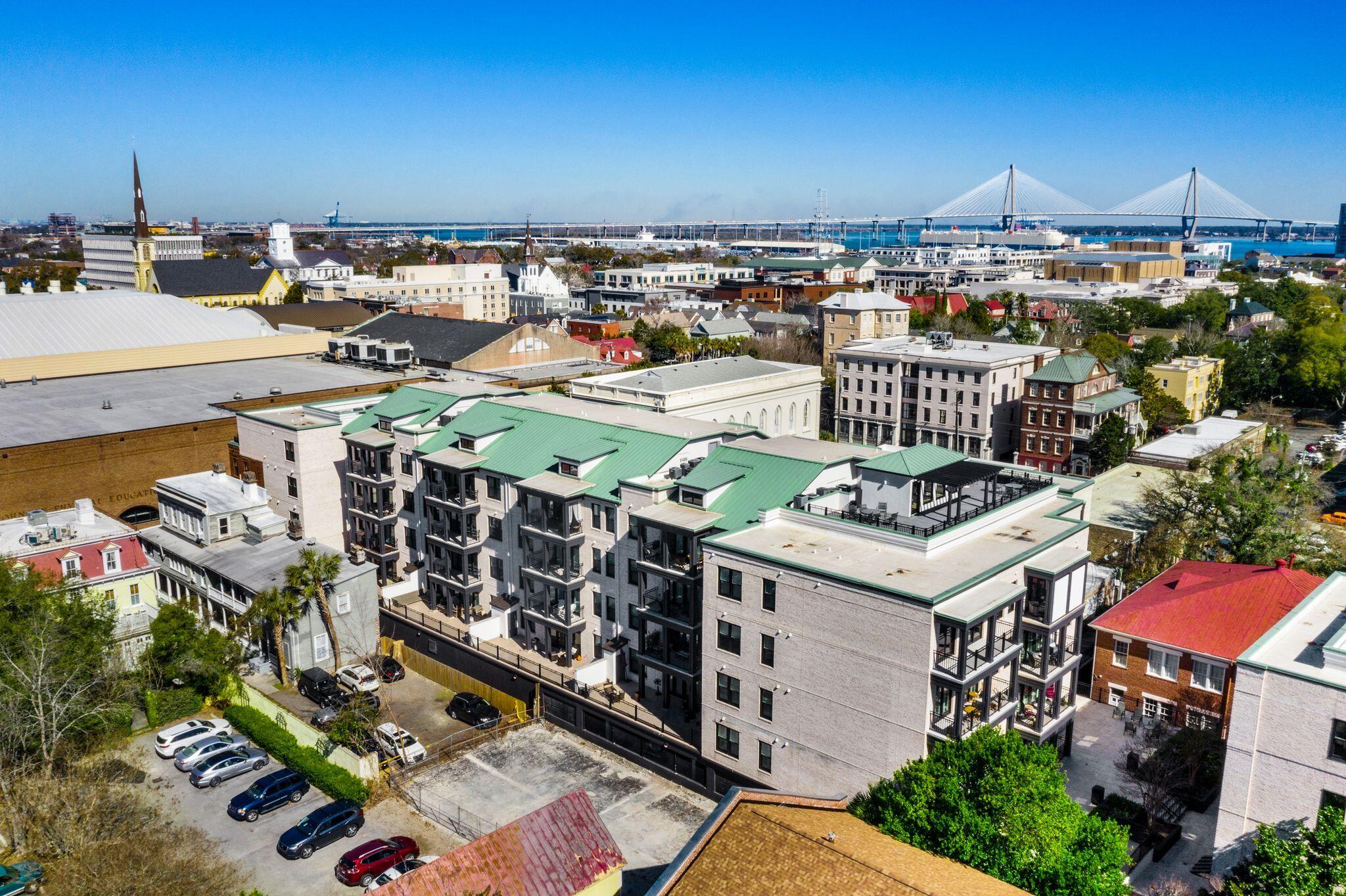 21 George Street, Unit 407 Charleston, SC 29401 - Photo 32 of 34 21georgeunit407-keeneyemarketing-036