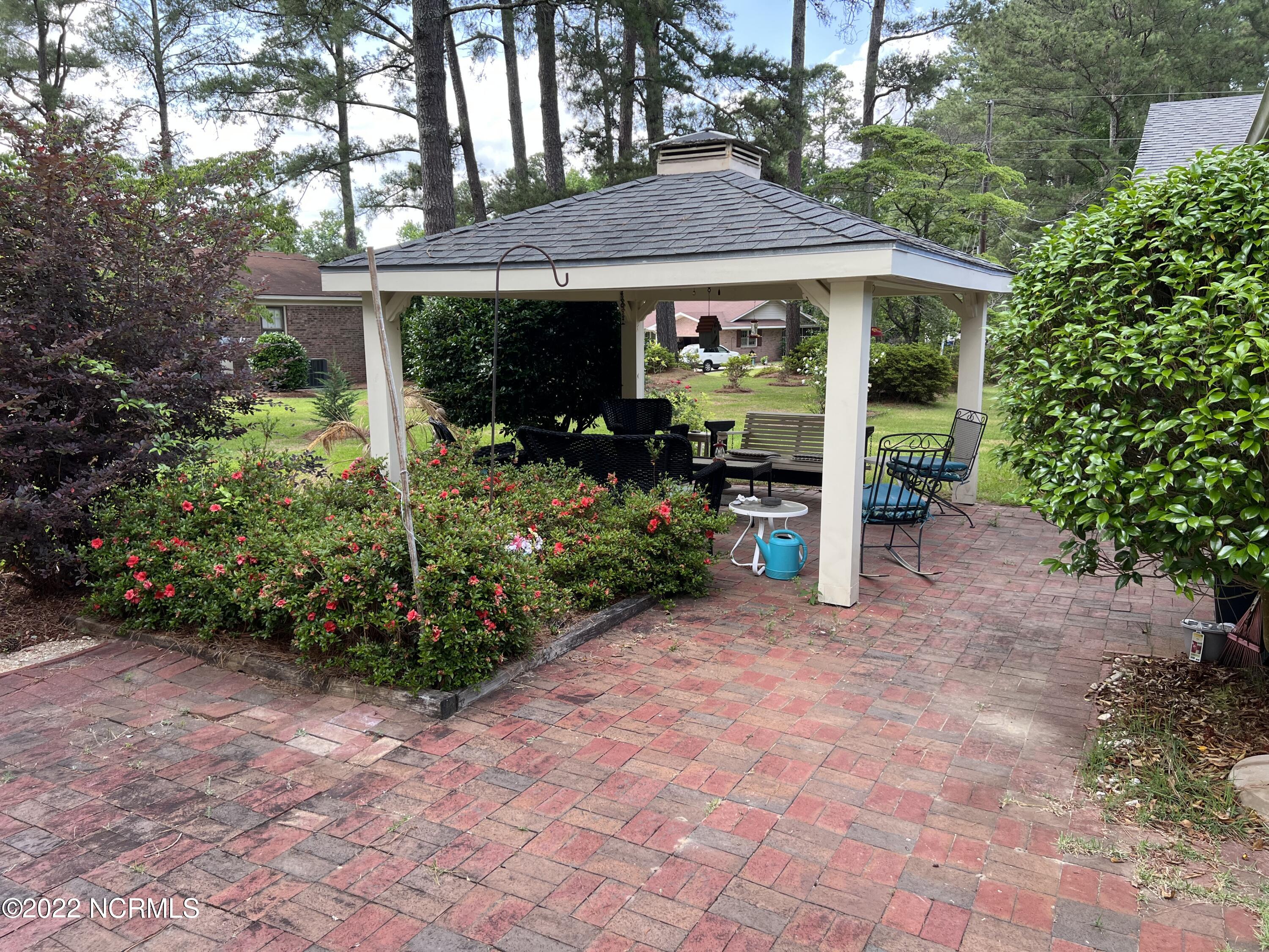 402 Pineview Road Clinton, NC 28328 - Photo 8 of 31 Gazebo with Brick pavers