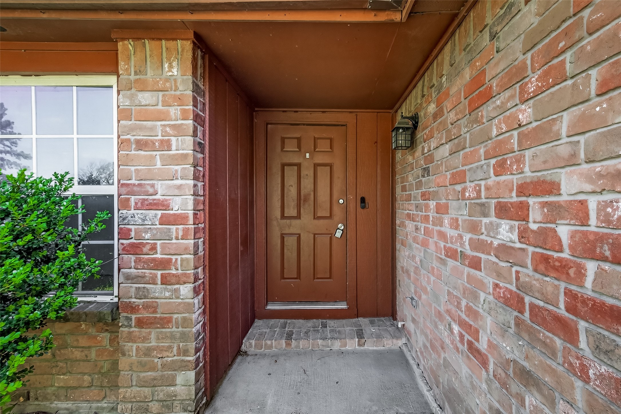 9503 Turtle Log Trail Houston, TX 77064 - Photo 4 of 41 a view of front door of house