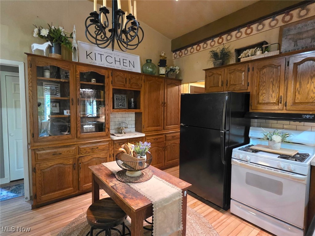 4810 Hickory Road West Farmington, OH 44491 - Photo 4 of 40