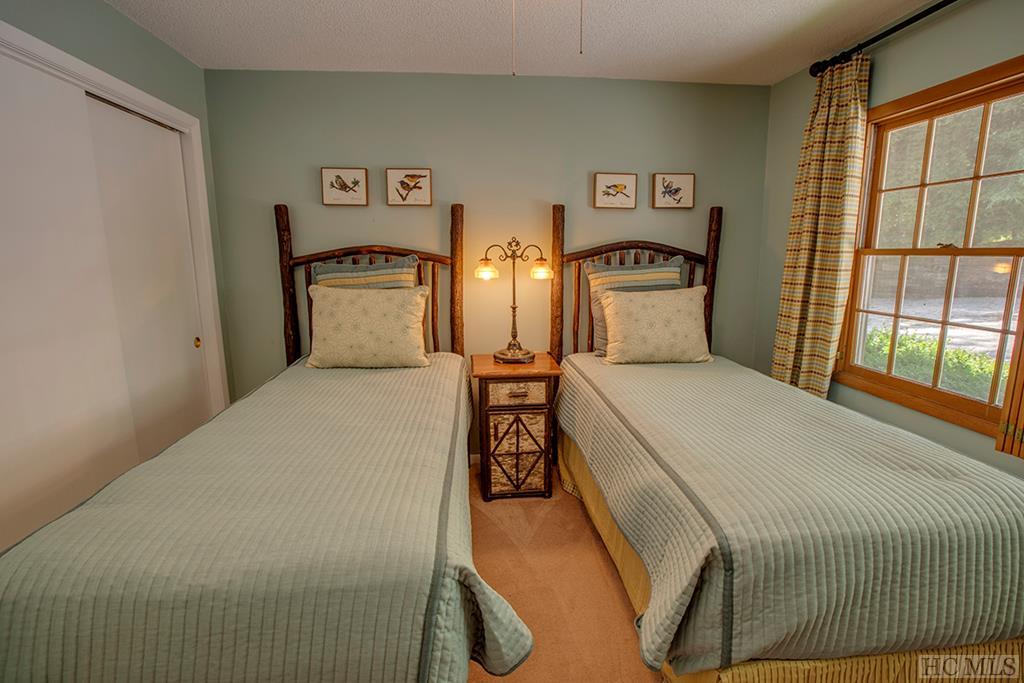 76 Overlook Road Highlands, NC 28741 - Photo 13 of 17 Gallery Image 13