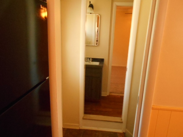 24670 Kelly Road Eastpointe, MI 48021 - Photo 16 of 34 31332344-15.JPG