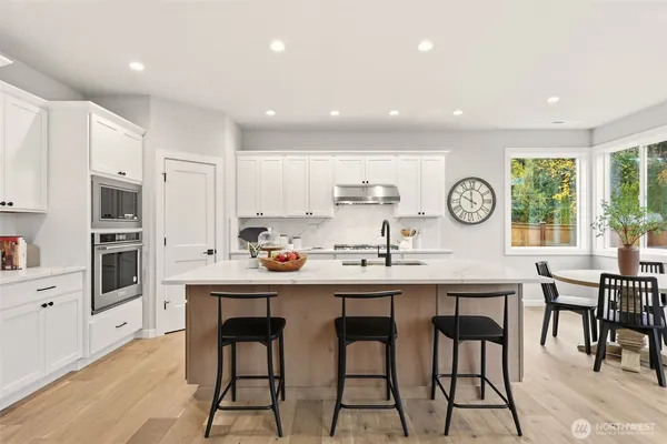 $1,425,880 | 33689 Northeast 42nd Street, Carnation, WA 98014