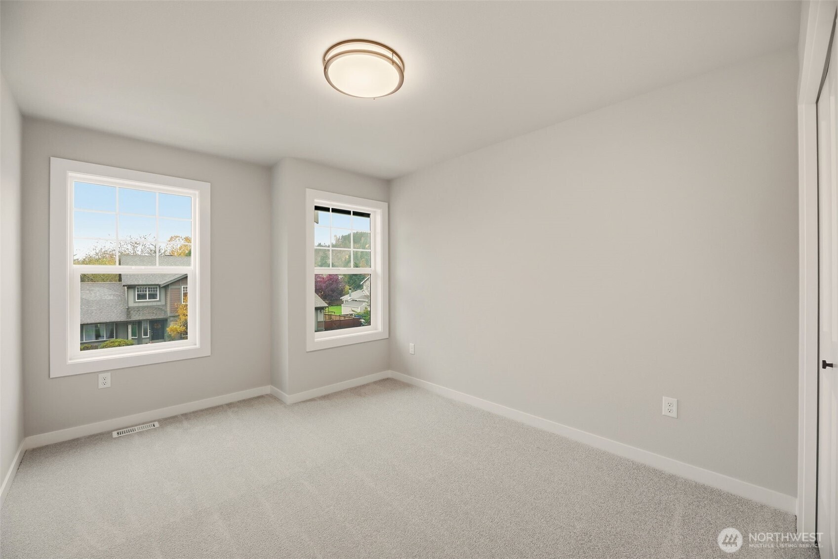33689 Northeast 42nd Street Carnation, WA 98014 - Photo 25 of 40