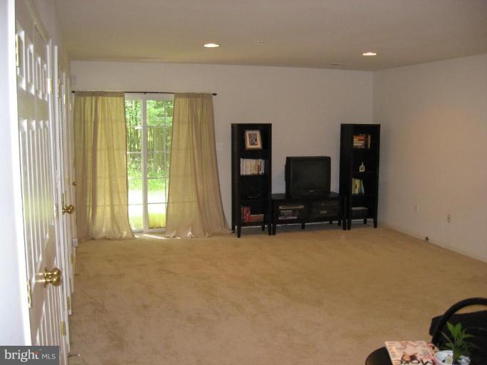 9531 Branchleigh Road Randallstown, MD 21133 - Photo 21 of 26 Family Room #3