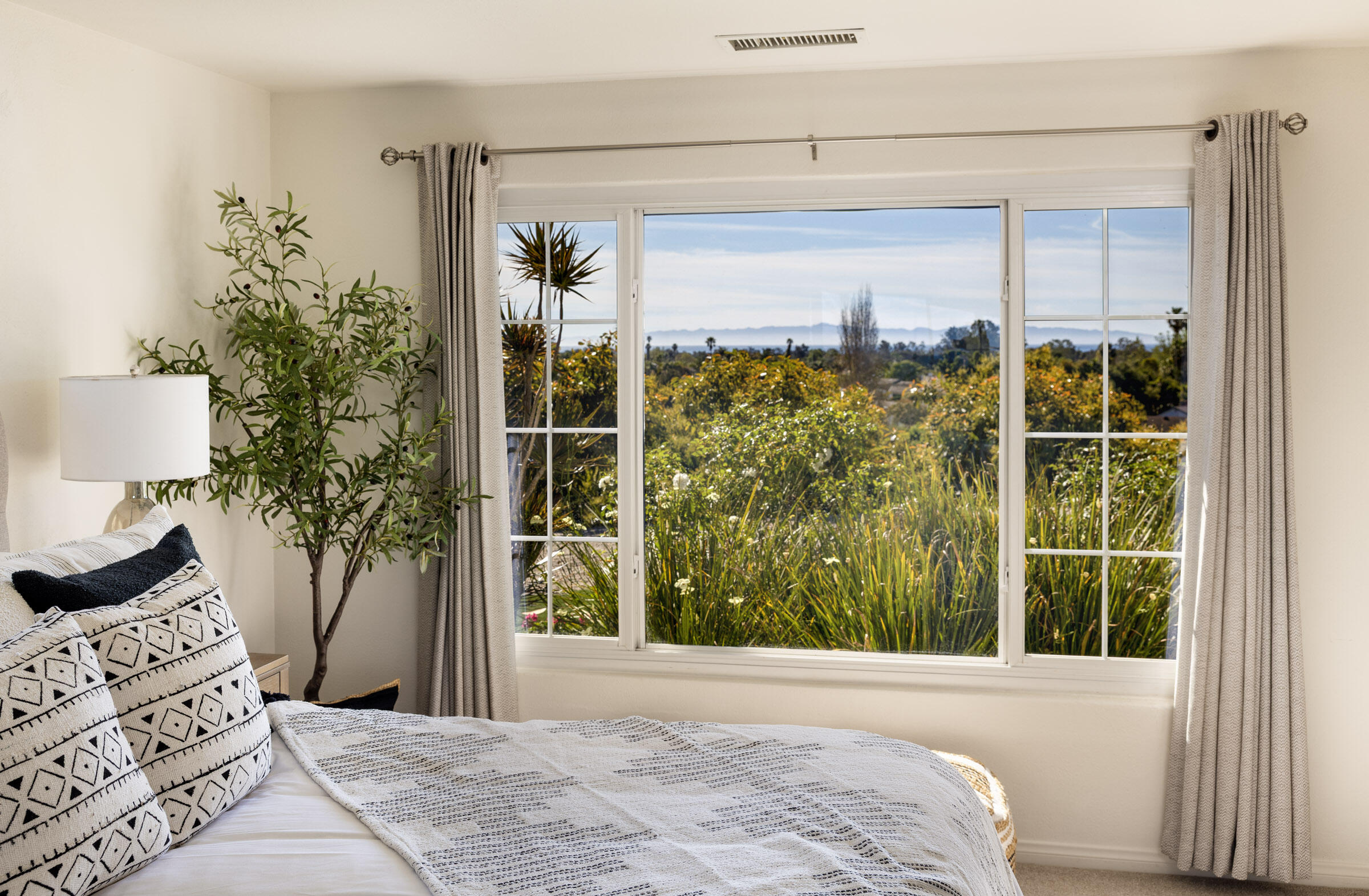 200 Ellwood Ridge Road Goleta, CA 93117 - Photo 19 of 57 Close in views from Primary