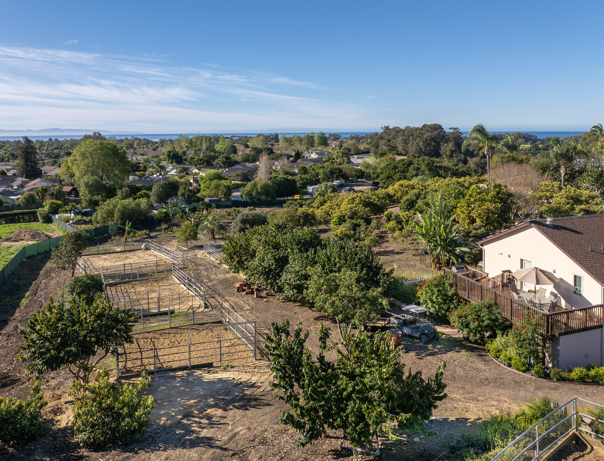 200 Ellwood Ridge Road Goleta, CA 93117 - Photo 38 of 57 Corrals by Guest Apartments