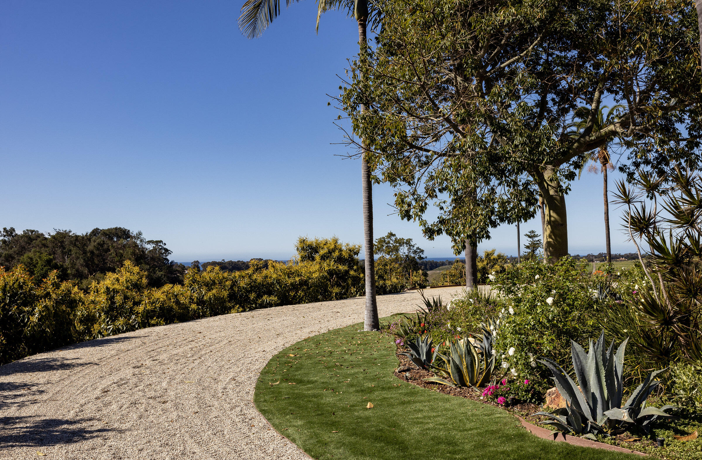 200 Ellwood Ridge Road Goleta, CA 93117 - Photo 55 of 57 Well Maintained