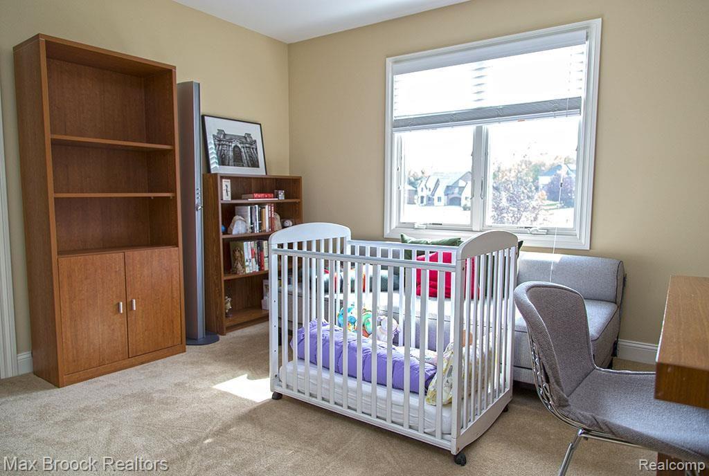 723 Langley Road Rochester, MI 48309 - Photo 12 of 15 723_12rc.jpg
