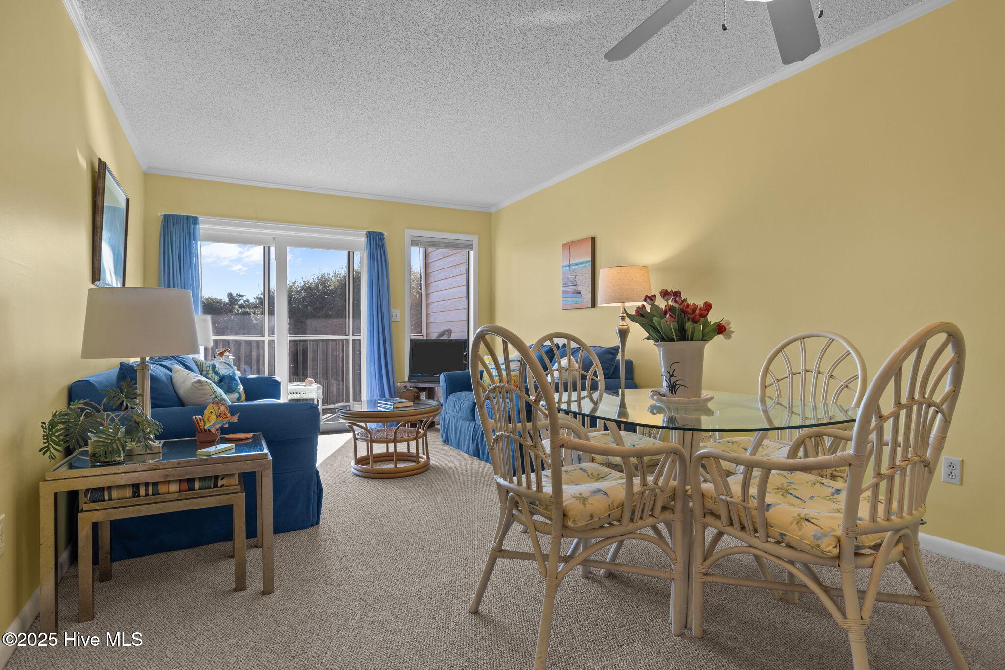 2509 West Fort Macon Road, Unit 103B Atlantic Beach, NC 28512 - Photo 8 of 48 Dining/Living Areas