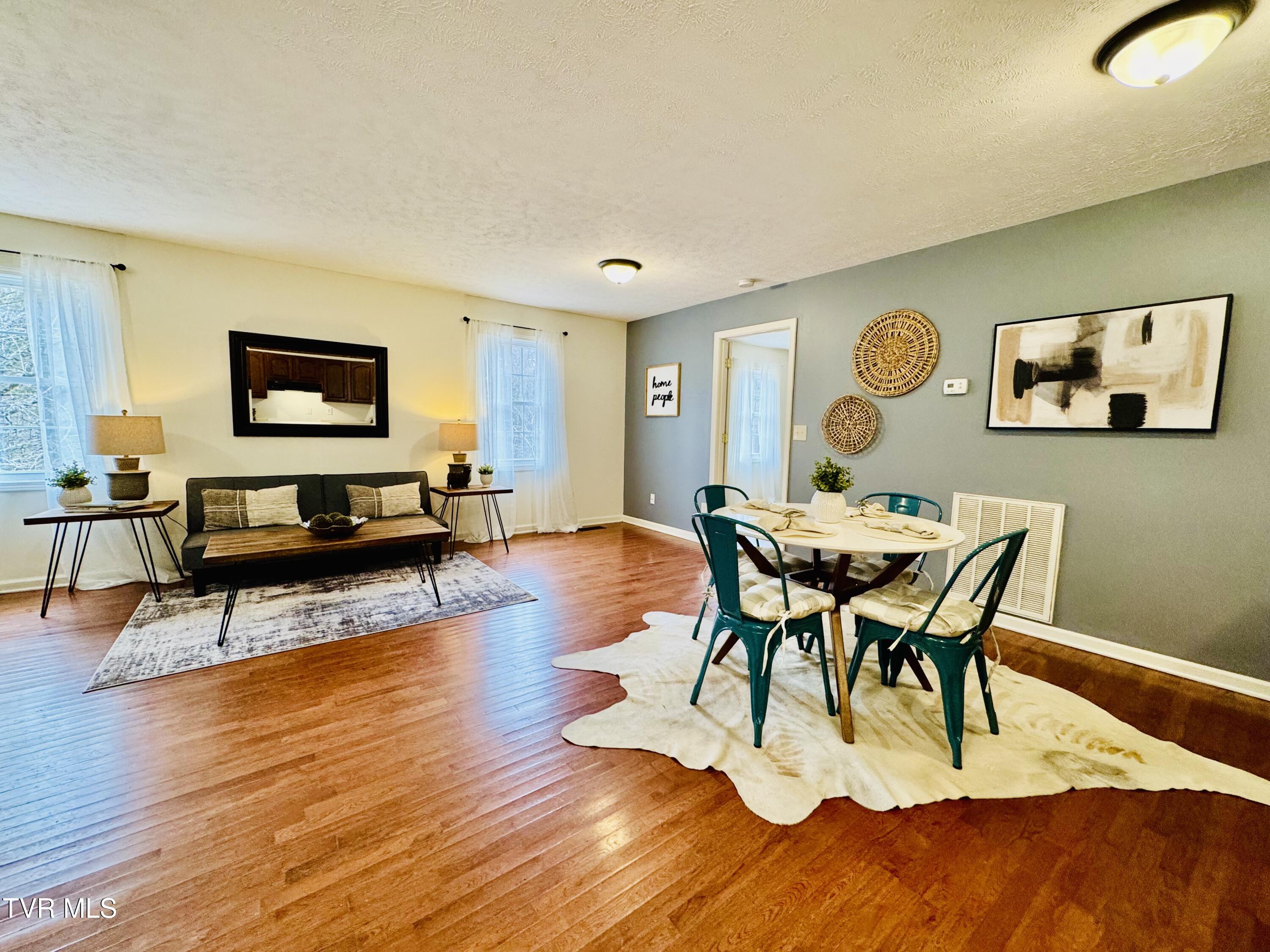 474 Long Hollow Road Elizabethton, TN 37643 - Photo 11 of 40 IMG_9139