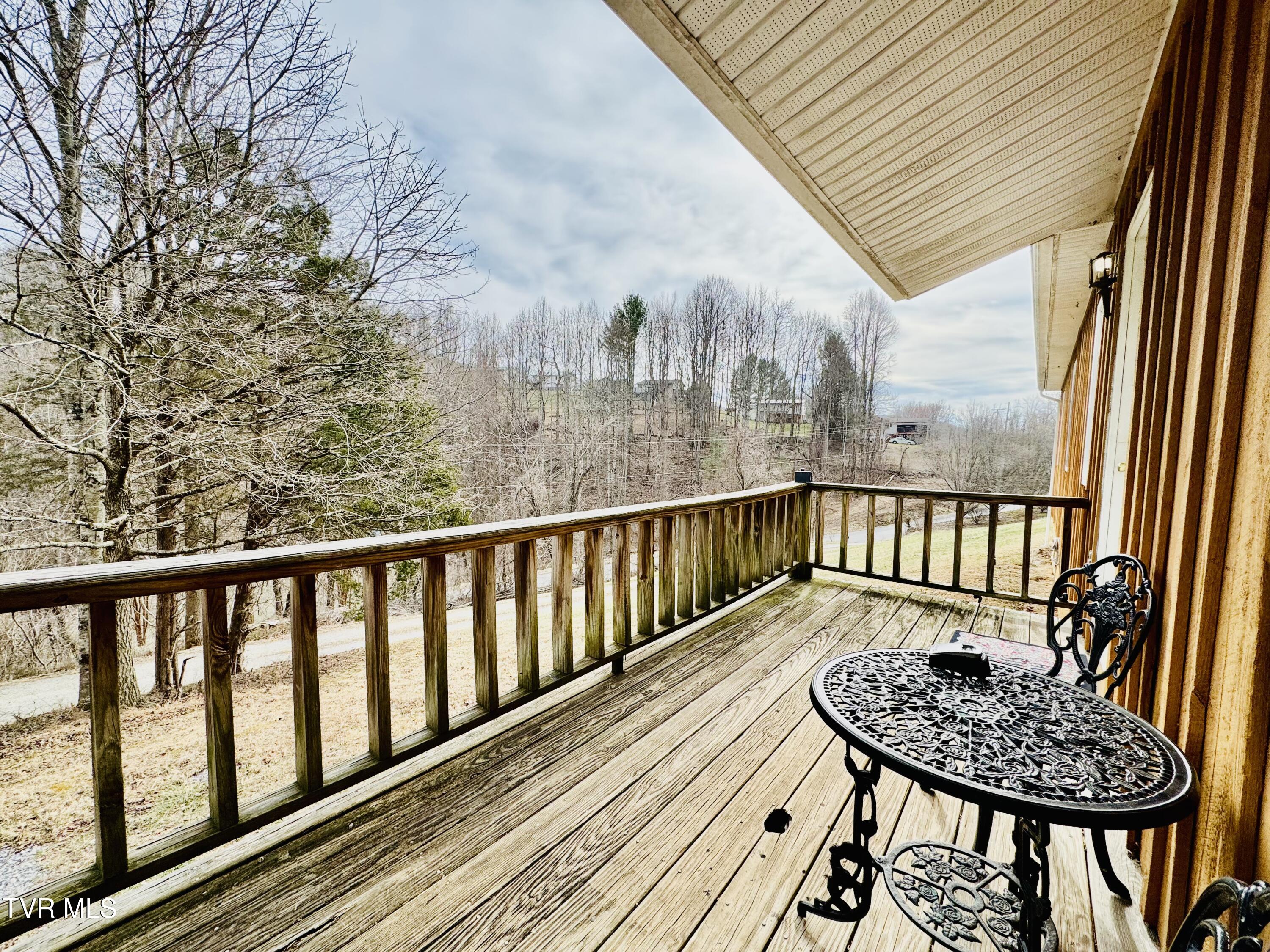 474 Long Hollow Road Elizabethton, TN 37643 - Photo 37 of 40 IMG_9147