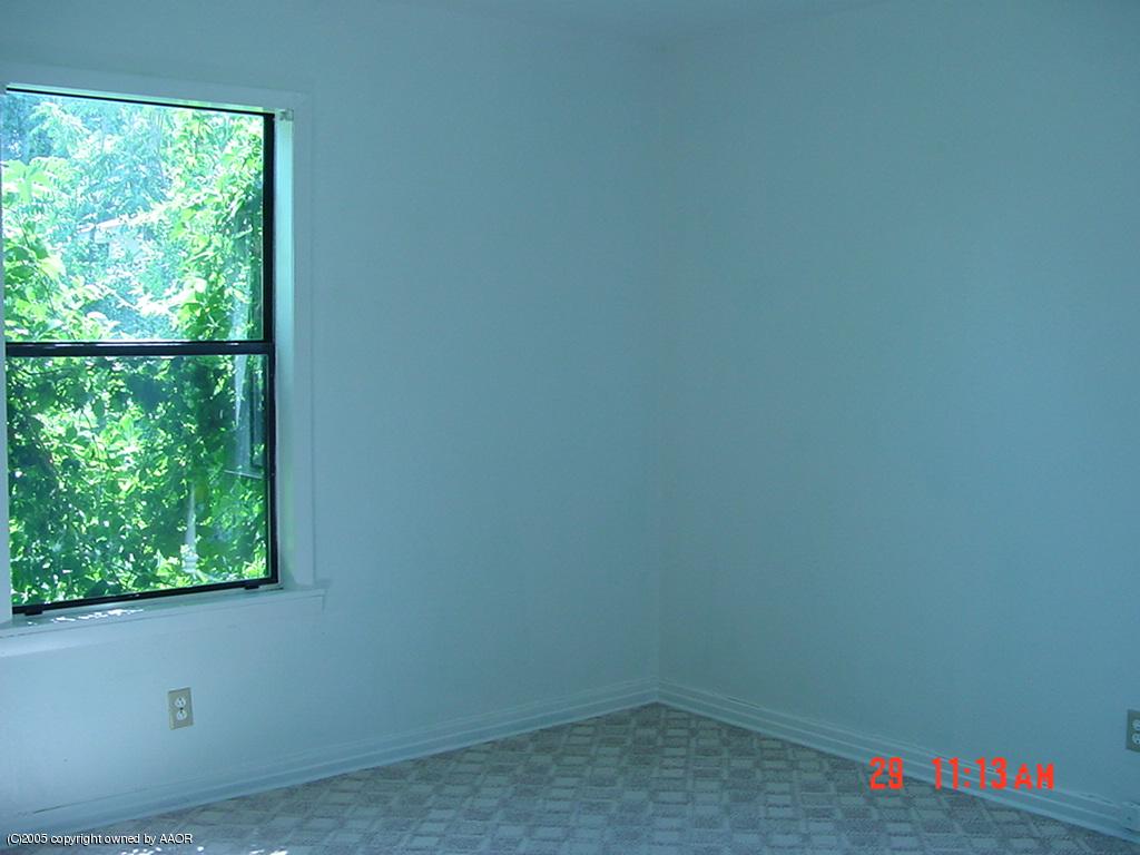 4007 Cline Road Amarillo, TX 79110 - Photo 6 of 11