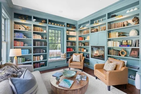 $12,995,000 | 5 Eileens Path, East Hampton, NY 11937