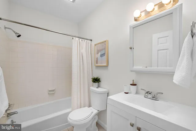 $749,000 | 615 14th Place Northeast, Washington, DC 20002