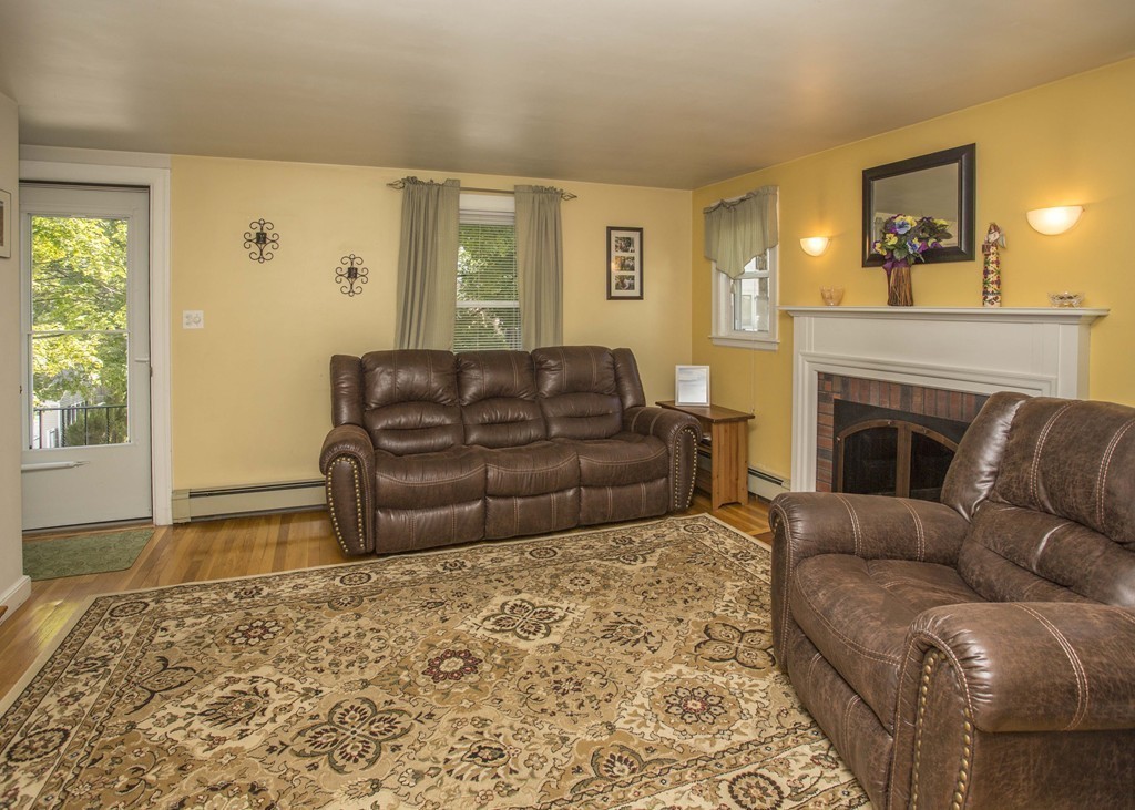 102 Wilkins Road Braintree, MA 02184 - Photo 5 of 29 Gallery Image 5