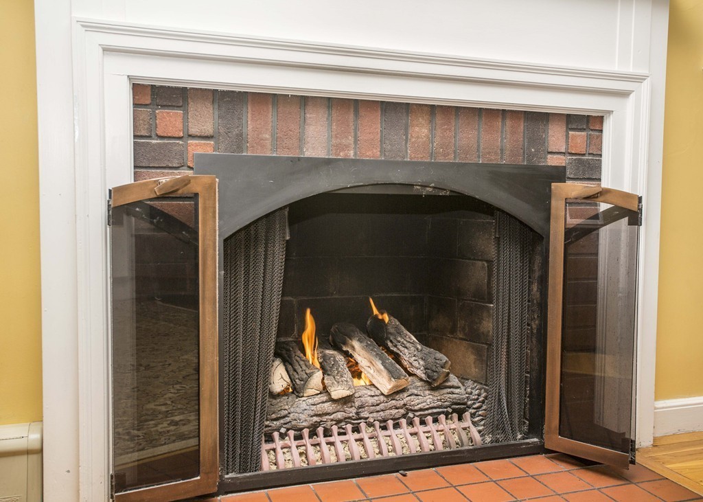 102 Wilkins Road Braintree, MA 02184 - Photo 6 of 29 Gallery Image 6