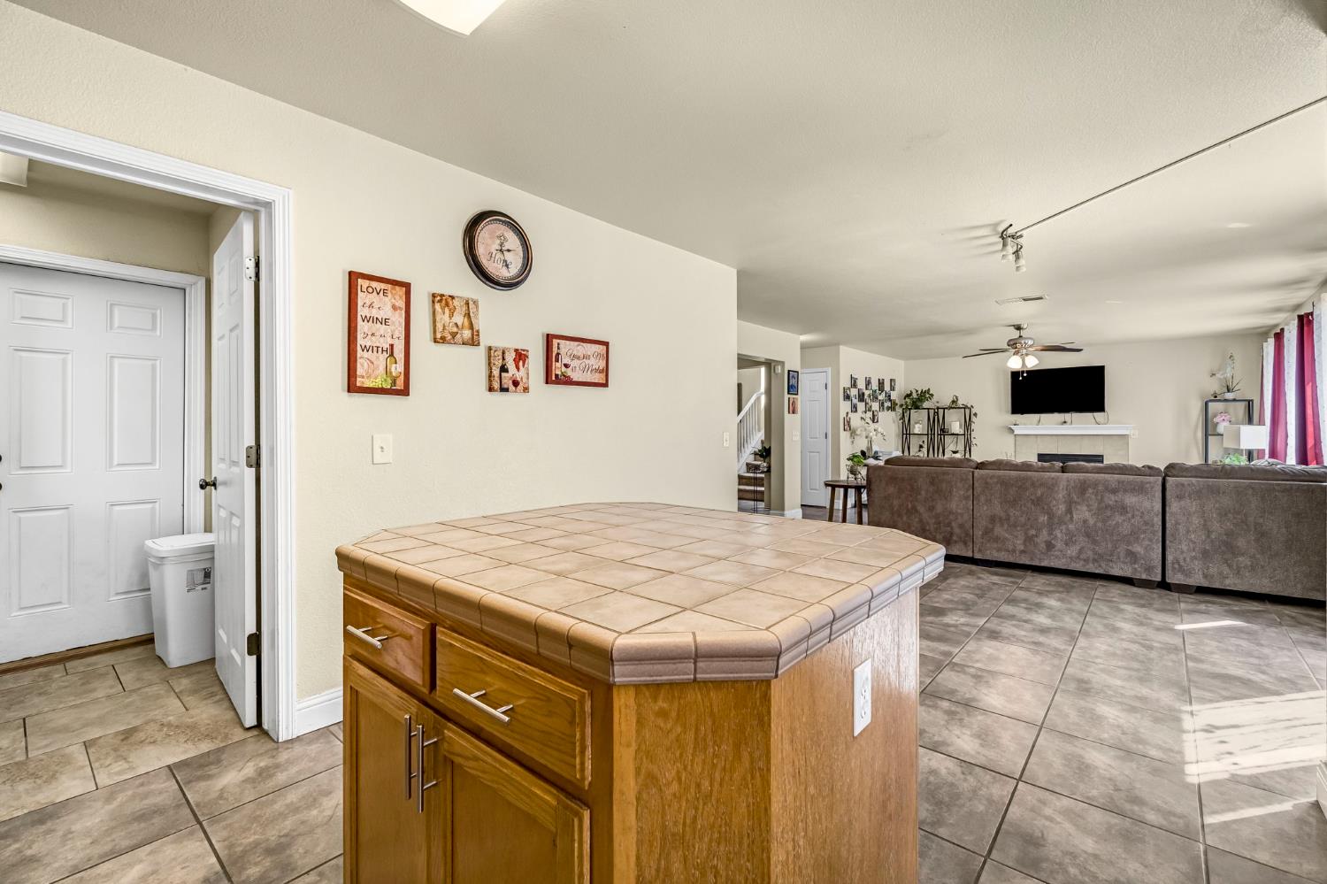 1050 Monterey Street Madera, CA 93637 - Photo 19 of 43