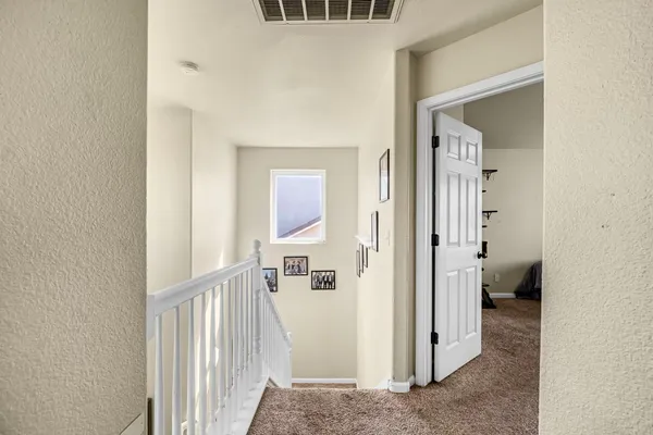 $459,900 | 1050 Monterey Street, Madera, CA 93637