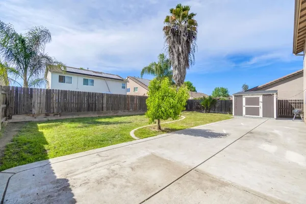 $459,900 | 1050 Monterey Street, Madera, CA 93637