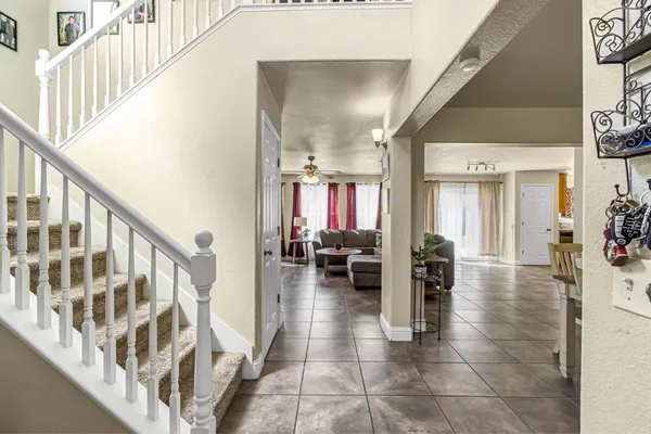 $459,900 | 1050 Monterey Street, Madera, CA 93637