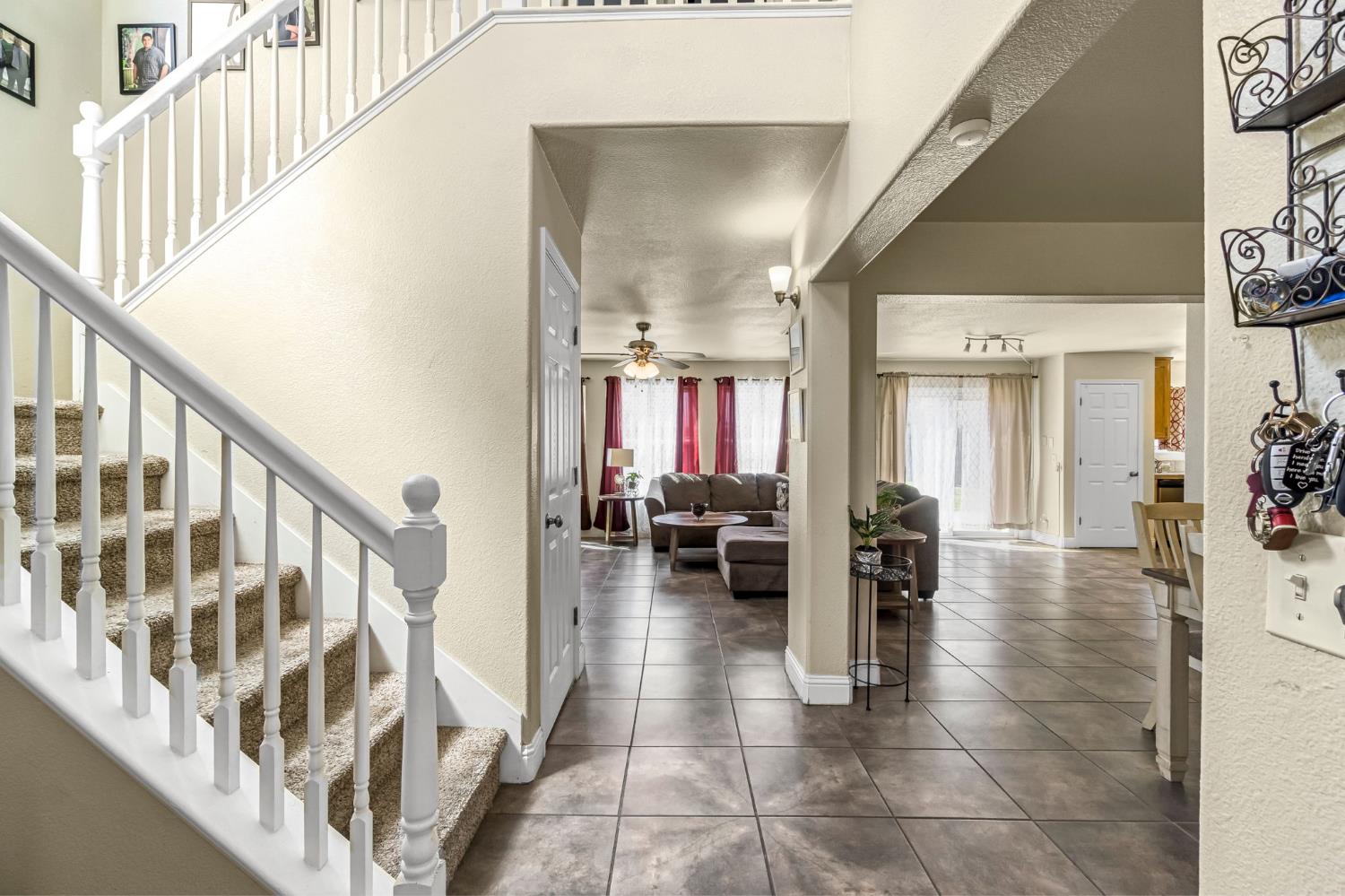 1050 Monterey Street Madera, CA 93637 - Photo 4 of 43