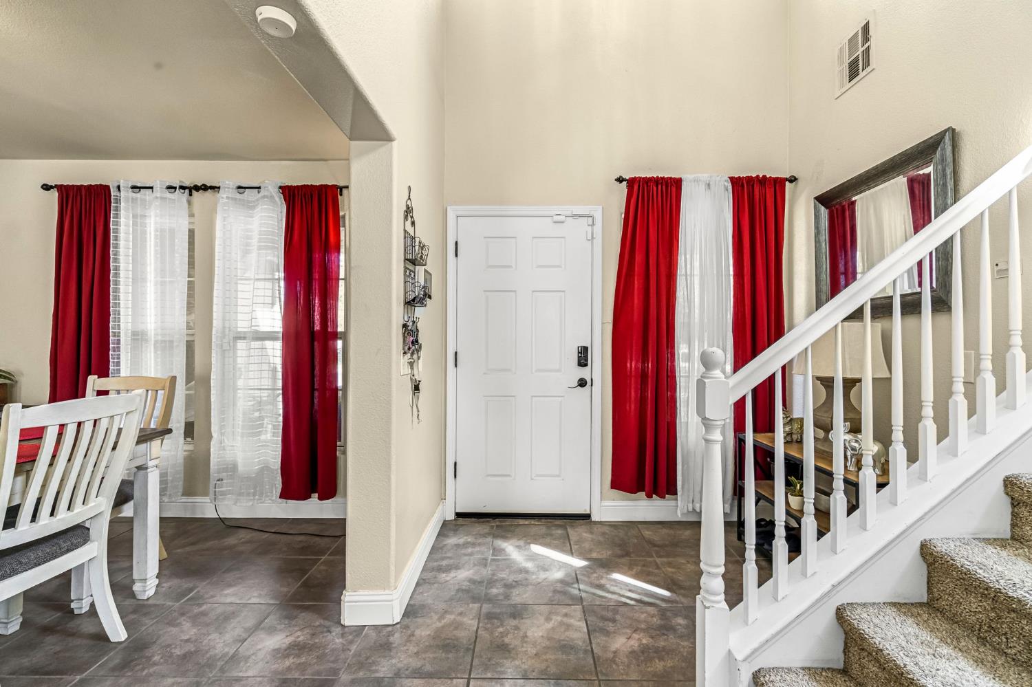 1050 Monterey Street Madera, CA 93637 - Photo 5 of 43