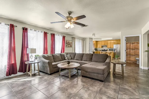 $459,900 | 1050 Monterey Street, Madera, CA 93637