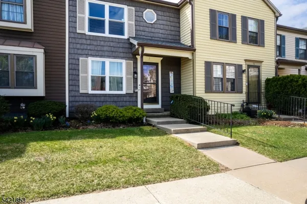 $350,000 | 7 Great Horned Owl Court, Hackettstown, NJ 07840