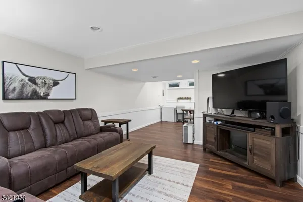 $350,000 | 7 Great Horned Owl Court, Hackettstown, NJ 07840