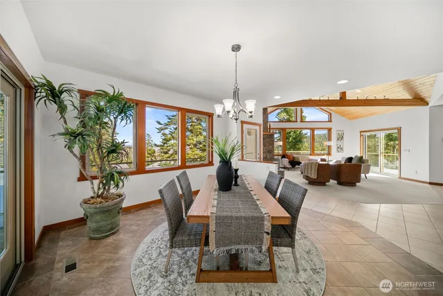 $949,000 | 6760 Forest Ridge Drive, Wenatchee, WA 98801