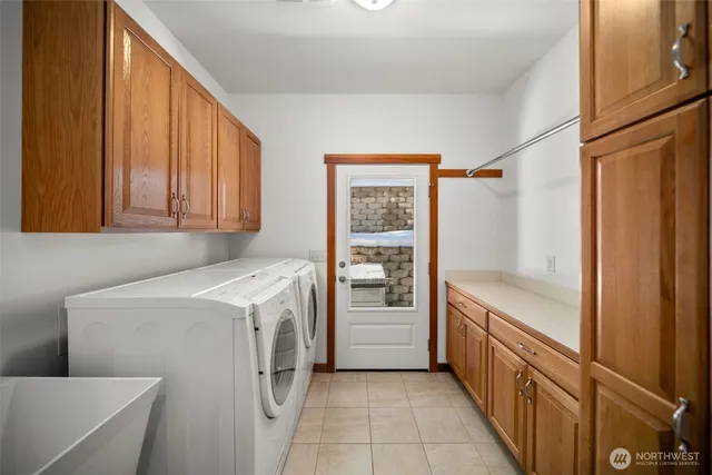 $949,000 | 6760 Forest Ridge Drive, Wenatchee, WA 98801