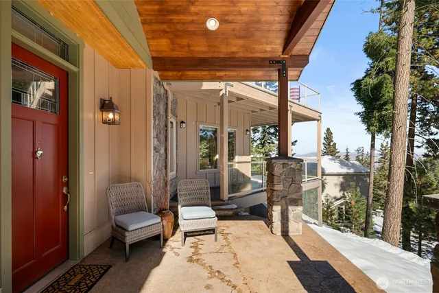 $949,000 | 6760 Forest Ridge Drive, Wenatchee, WA 98801