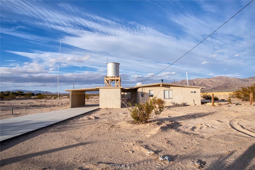 a view of a terrace space