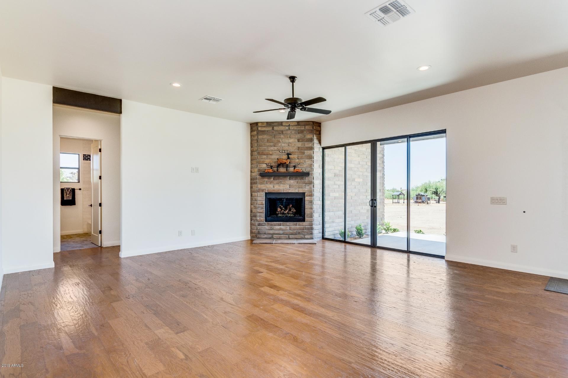 1045 East Joy Ranch Road Phoenix, AZ 85086 - Photo 10 of 39 GREAT ROOM FIREPLACE