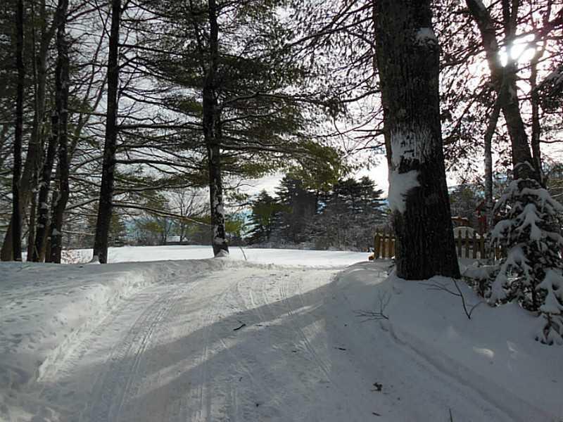 179 Bowden Road Waldoboro, ME 04572 - Photo 26 of 27 Parking Lot/Garage. Driveway.