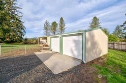 1331 Dolan Street Raymond, WA 98577 - Photo 28 of 38
