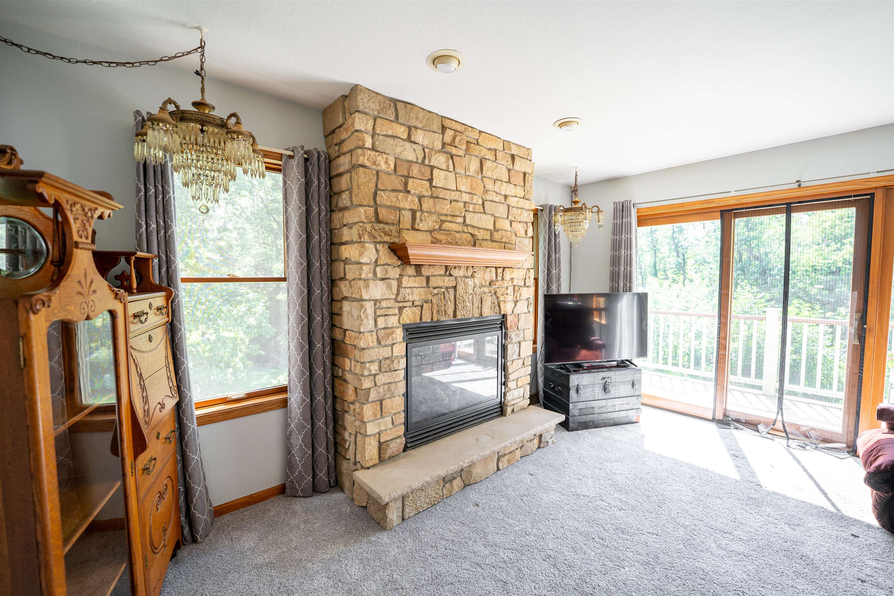 1912 Daysville Road Oregon, IL 61061 - Photo 28 of 74 a view of an empty room with a fireplace and a window