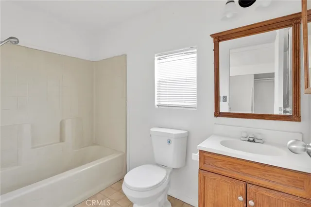 $84,900 | 16473 Green Tree Boulevard, Unit 21, Victorville, CA 92395