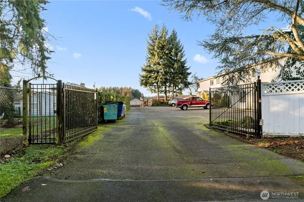 $325,000 | 14518 West Thorne Lane Southwest, Lakewood, WA 98498